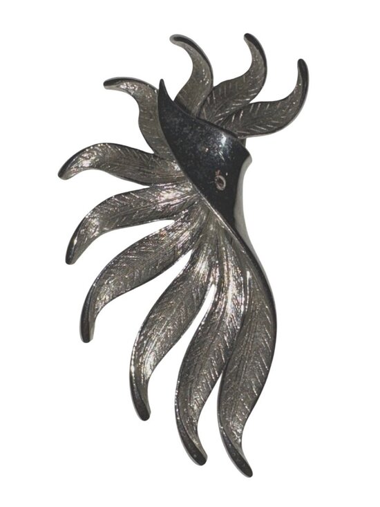 Unknown Jewelry - Vintage Silver-Tone Leaf Brooch Pin With Textured & Polished Details Retro State